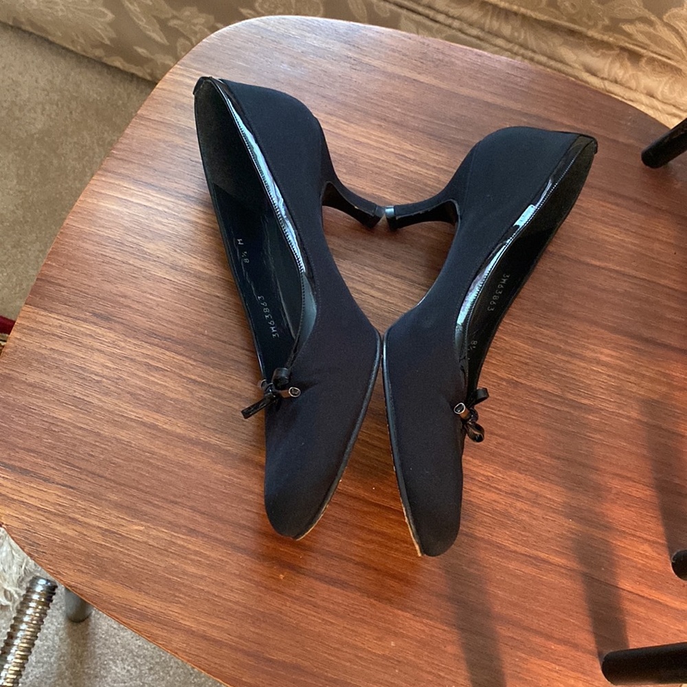 Shoes - Picture 6 of 11